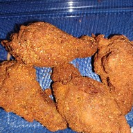 เมนูของร้าน คุณญาข้าวยำไก่แซ่บ