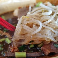 เมนูของร้าน โก๊เอ้ก๋วยเตี๋ยวเรือ