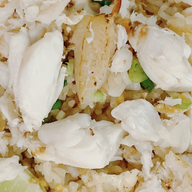เมนูของร้าน ทะเลบ้านเราซีฟู้ด ข้าวหน้าโคตรปู ข้าวไข่ข้นปู ข้าวคลุกพริกเกลือสูตรจันท์ กระเพราปู
