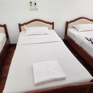 Douang Deuane Hotel