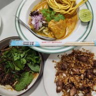 ธนริศย์ติดหม้อxลาบลำปาง