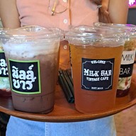 ข(นม)ปัง นมสด By milkbar