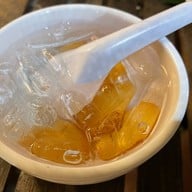 ช ช้าง ร้านอาหารและคาเฟ่