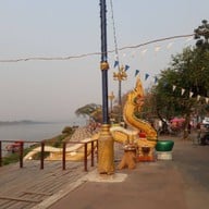 บรรยากาศ สวนเฉลิมพระเกียรติฉลองสิริราชสมบัติครบ 50 ปี