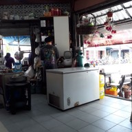 บรรยากาศ ก๋วยเตี๋ยวเป็ดตุ๋นยาจีน ถ.นครนอก-เจ้าเก่า