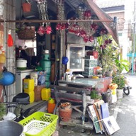 หน้าร้าน ก๋วยเตี๋ยวเป็ดตุ๋นยาจีน ถ.นครนอก-เจ้าเก่า