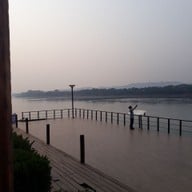 บรรยากาศ สวนเฉลิมพระเกียรติฉลองสิริราชสมบัติครบ 50 ปี