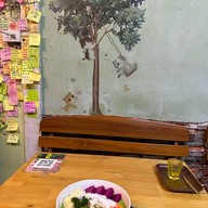 Khunkae’s Juice Bar