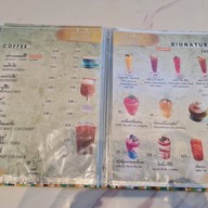 Celapot cafe x gallary