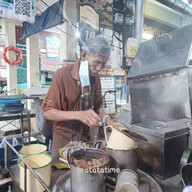 บรรยากาศ กาแฟโบราณลุงคิ้ว