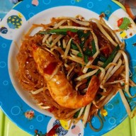 ผัดไทยครัวเฮียอ้วน เตี๋ยวแห้งโบราณ