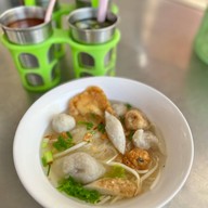 เมนูของร้าน น้องจูน ลูกชิ้นปลาเยาวราช