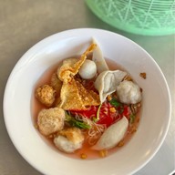 เมนูของร้าน น้องจูน ลูกชิ้นปลาเยาวราช