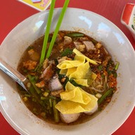 ก๋วยเตี๋ยวปู เขาแดง