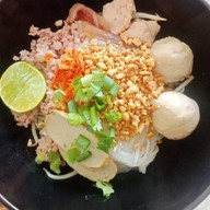 ก๋วยเตี๋ยวต้มยำสูตรโบราณ ปั้มปตท.บ้านใหม่-บางขวัญ