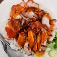 เมนูของร้าน ร้านฮั้ว ข้าวหมูแดง ข้าวมันไก่