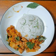 เมนูของร้าน ผัดกะเพราพ่นไฟ อาหารตามสั่ง ผัดหมี่โคราช เมนูเส้น แกงป่า แกงกะทิ ผัดเผ็ด by เชฟคิง