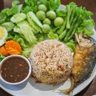 บ้านผักรักตะวัน