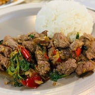 กะเพรา เนื้อย่างไทยวากิว RARE Grill house 1(แรร์ กริล เฮาส์) สาขา1