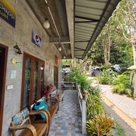 บ้านธาราละมุน