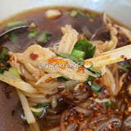 เมนูของร้าน ก๋วยเตี๋ยวไก่ ข้าวขาหมู สะพานควาย