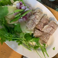 เมนูของร้าน ครัวโอมเพี้ยง