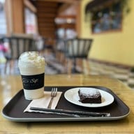 Sift Bake Shop & Cafe ( ซิฟท์ เบคช็อป แอนด์ คาเฟ่ )