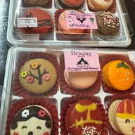 เดอวัง Central Westville ไอศครีมฟรุ๊ตป๊อบ ไดฟูกุ มาการอง โมจิ บราวนี่ ขนม By CHEF PANS สาขา7 เซ็นทรัลเวสต์วิลล์ (Central Westville)