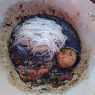 เมนูของร้าน ป.ประทีปก๋วยเตี๋ยวเรือ ลาดกระบัง(สาขาหัวตะเข้) -