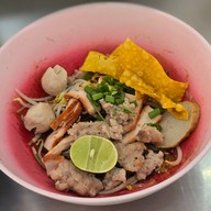 เฮียเกี๊ยก เย็นตาโฟ สุรินทร์