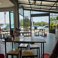 บรรยากาศ ก๋วยเตี๋ยวเนื้อนายหมี ราชพฤกษ์ ปากเกร็ด