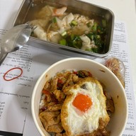 เมนูของร้าน ไม่ใช้ ดินแดง