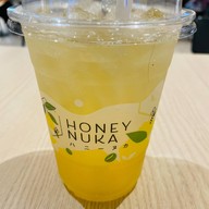 HONEY NUKA Pop-up1