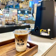 เมนูของร้าน Blóm flowers café ตลาดสนธนบุรี