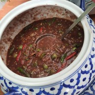 เมนูของร้าน ข้าวแกงครัวสยาม  ปั๊มปตท.สำเร็จพัฒนา