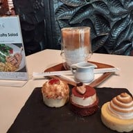 เมนูของร้าน D'ARK Emquartier