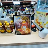 HONEY NUKA Pop-up1