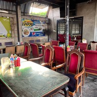 หอยทอดเจ๊ฮวย ตลาดริมน้ำกลางคืน