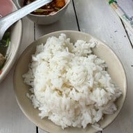 เมนูของร้าน ป๋าเหมี่ยวต้มเนื้อ