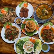 ครัวคุณกะลา อาหารป่า & ซีฟู๊ดส์ ครัวคุณกะลา อาหารป่า & ซีฟู๊ดส์