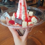 เมนูของร้าน Sofuto Cream หลัง มช.