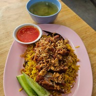 เมนูของร้าน ก๋วยเตี๋ยวเนื้อนายหมี ราชพฤกษ์ ปากเกร็ด