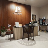 Por Poshtel Kanchanaburi