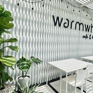 WARMWHITE cafe&hangout