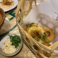 เมนูของร้าน Round Table ถ.สิรินธร