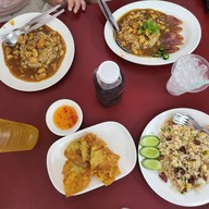 เมนูของร้าน เหลาะงาทิ้น ข้าวหน้าไก่ ซอยพระรามเก้า 41