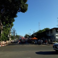 บรรยากาศ วงเวียนปลาพะยูน