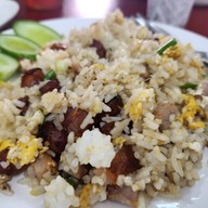 เหลาะงาทิ้น ข้าวหน้าไก่ ซอยพระรามเก้า 41