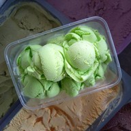 เวียงทองไอศกรีมโฮมเมด  - หัวถนน