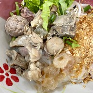 ร้านก๋วยเตี๋ยวบุหลันโกจิตร